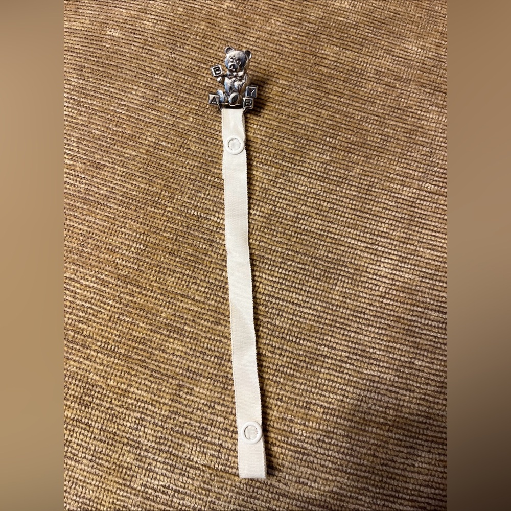 Vintage Inman sterling baby pacifier clip